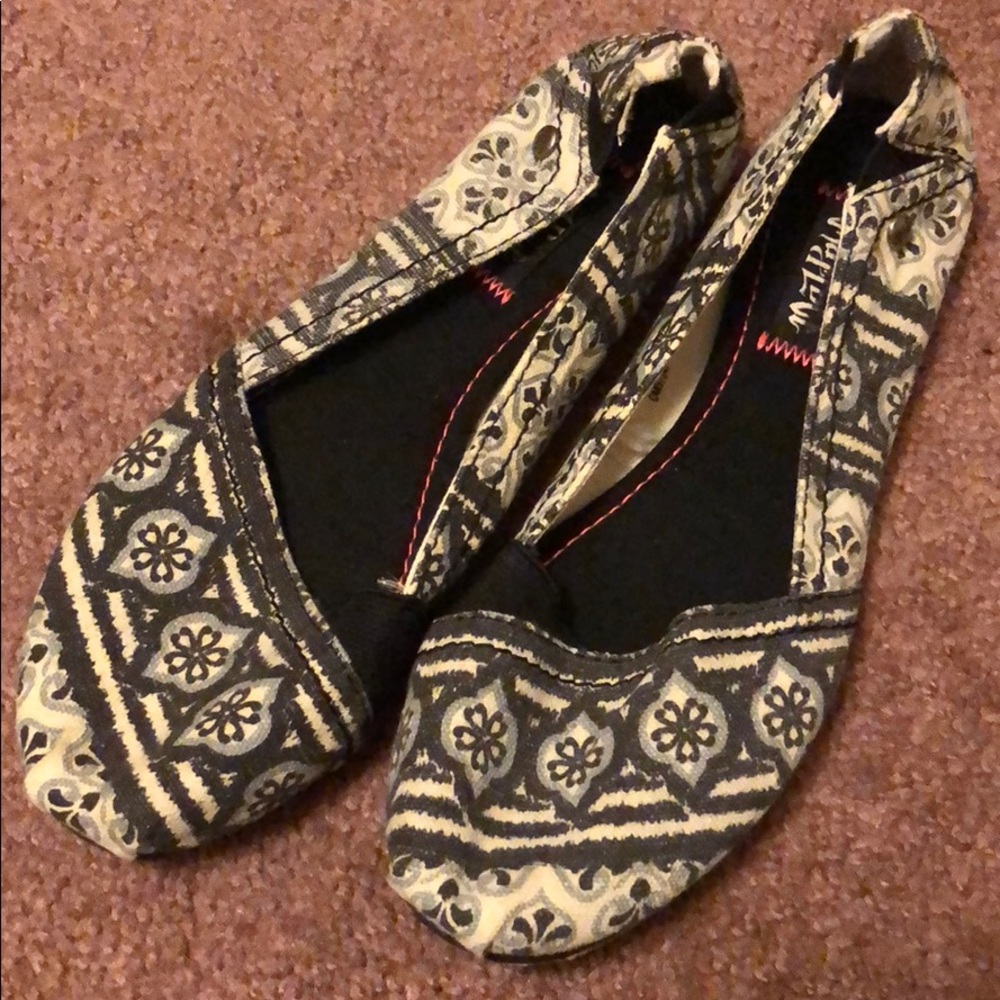 Maj love slip on flats